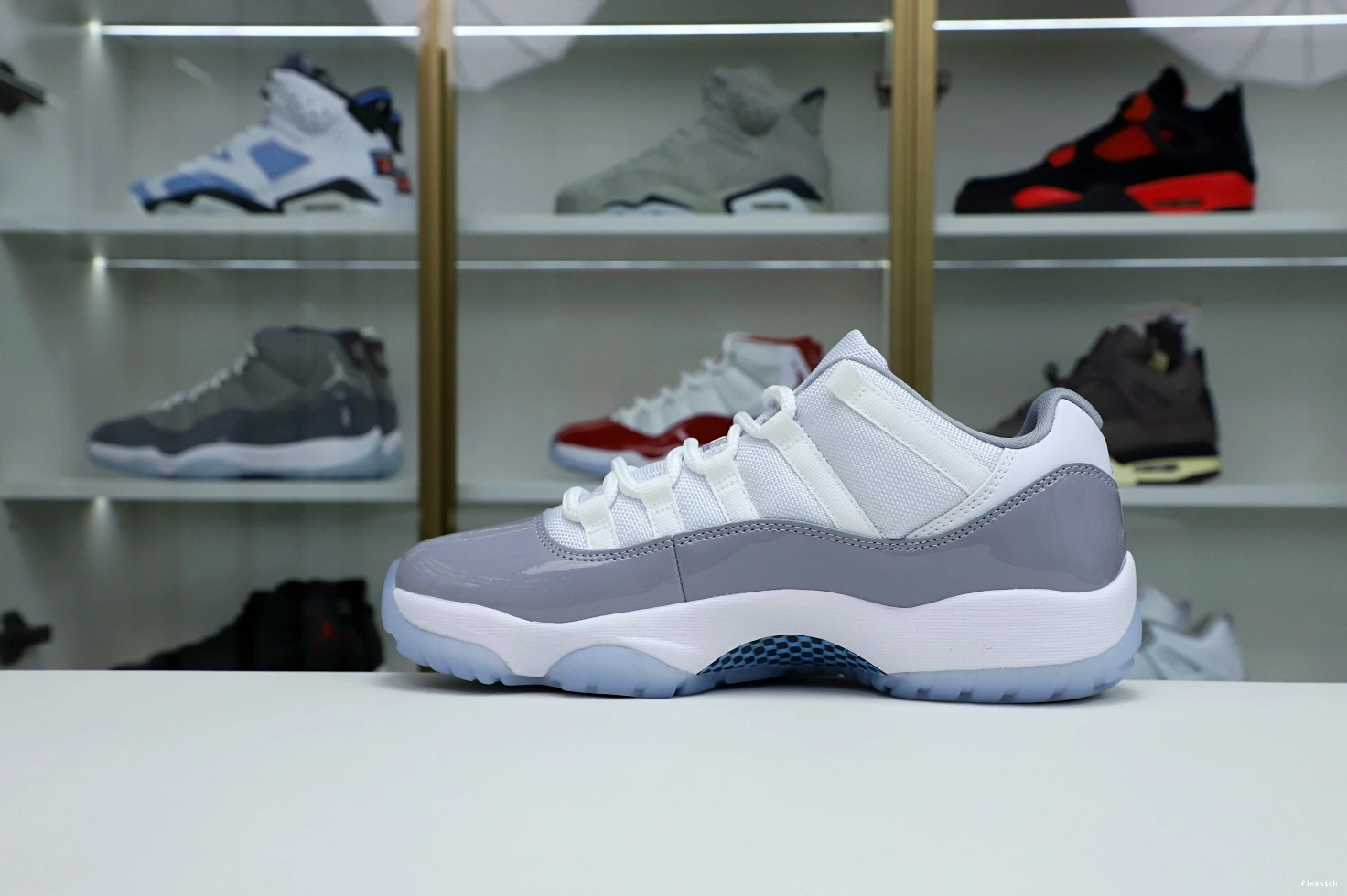 Air Retro Jordan Grey